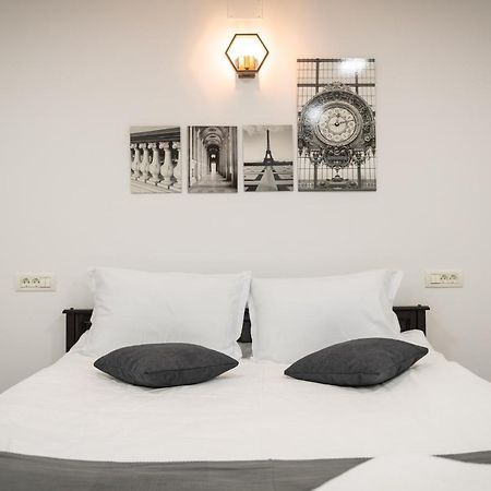 Old Town Suites Brasov Exterior photo