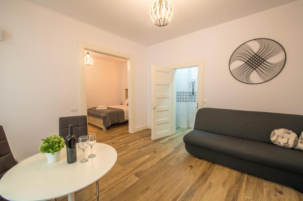 Old Town Suites Brasov Exterior photo